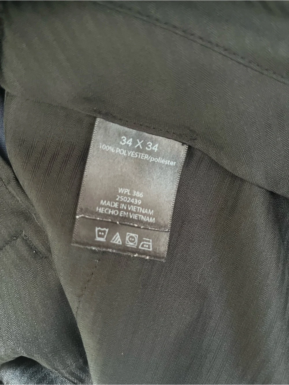 Kenneth Cole Reaction tailored navy